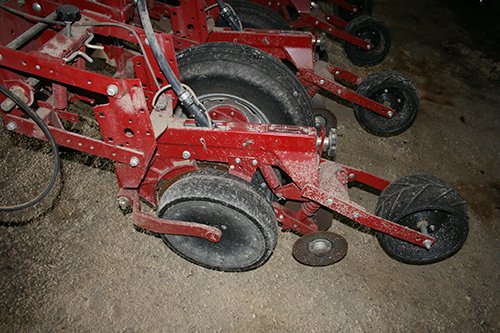 Property photo 11 - FARM EQUIPMENT AUCTION IN ADAMS COUNTY, INDIANA